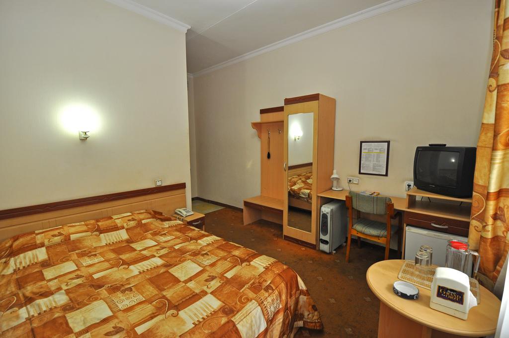 Grand Orzu Hotel 塔什干 客房 照片
